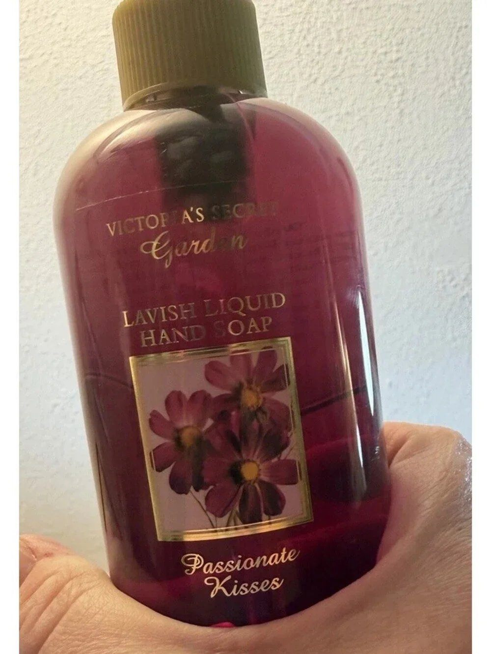 Vtg Victoria's Secret Garden Lavish - Liquid Hand Soap - Passionate Kisses New